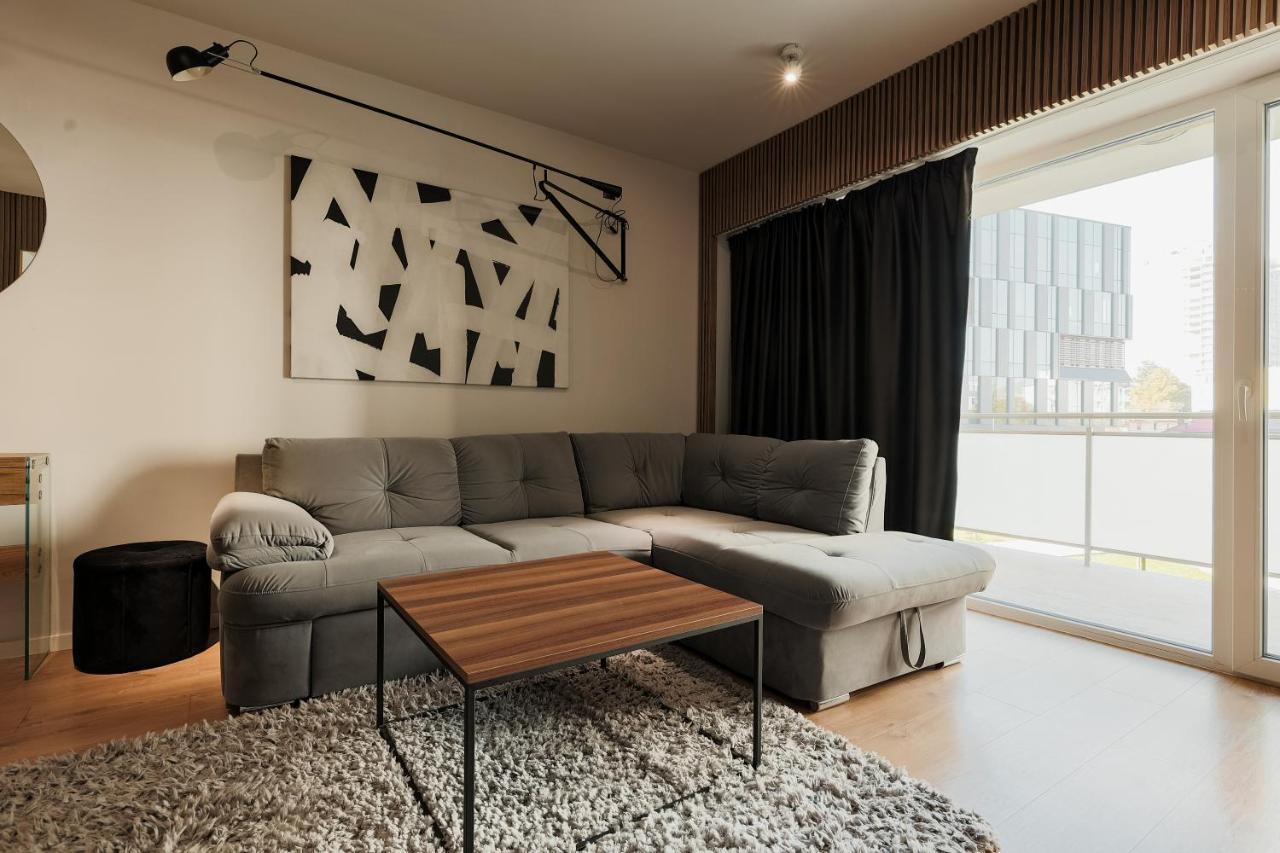 Nest Inn Stiletto Apartment Cluj-Napoca Exterior foto